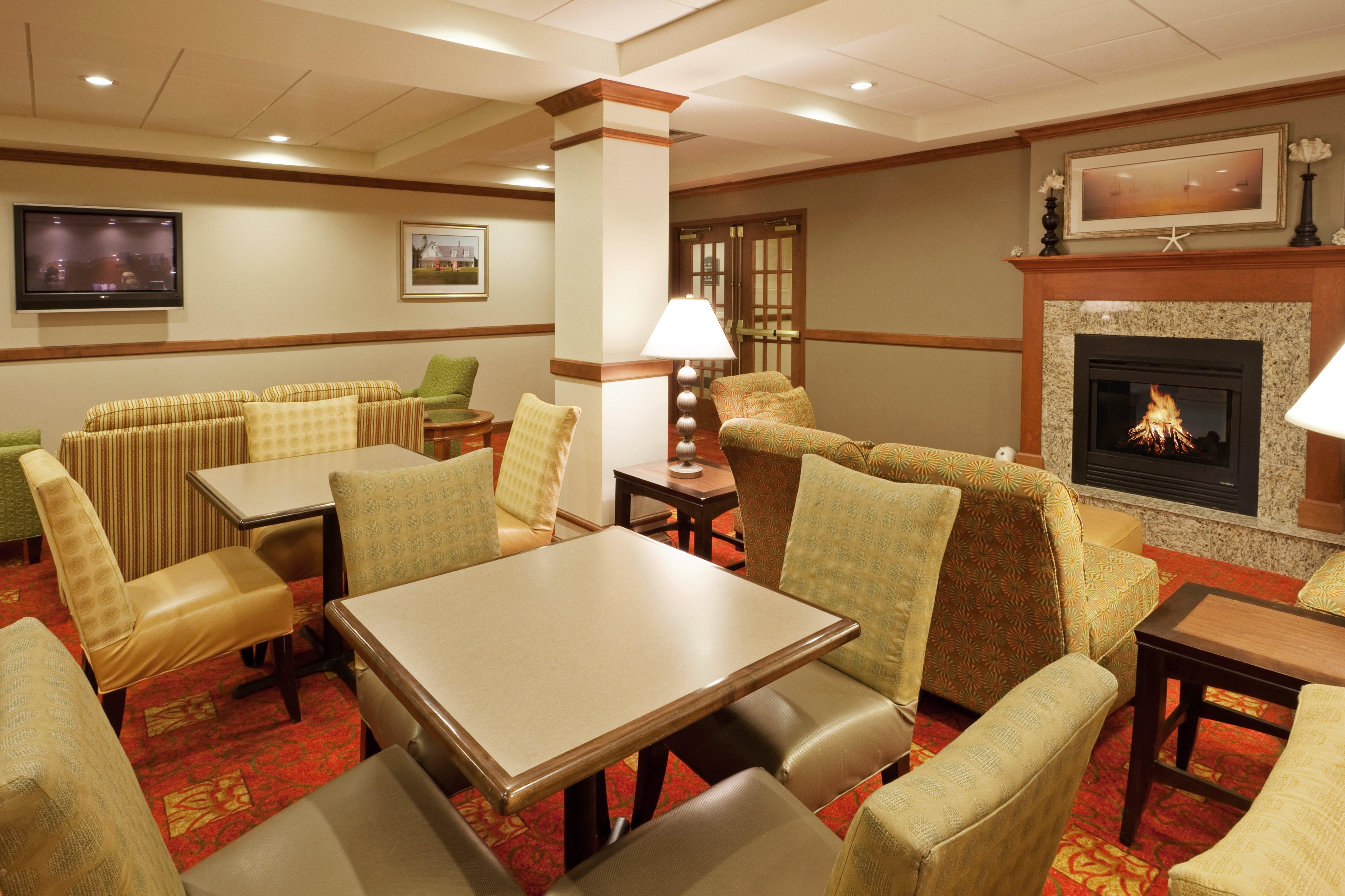 Holiday Inn Express Hotel & Suites Freeport By Ihg Экстерьер фото
